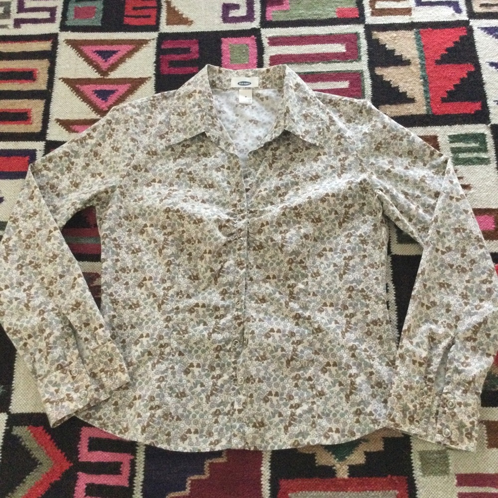Old Navy Woman’s Floral Button-Up Shirt in Beige and Brown